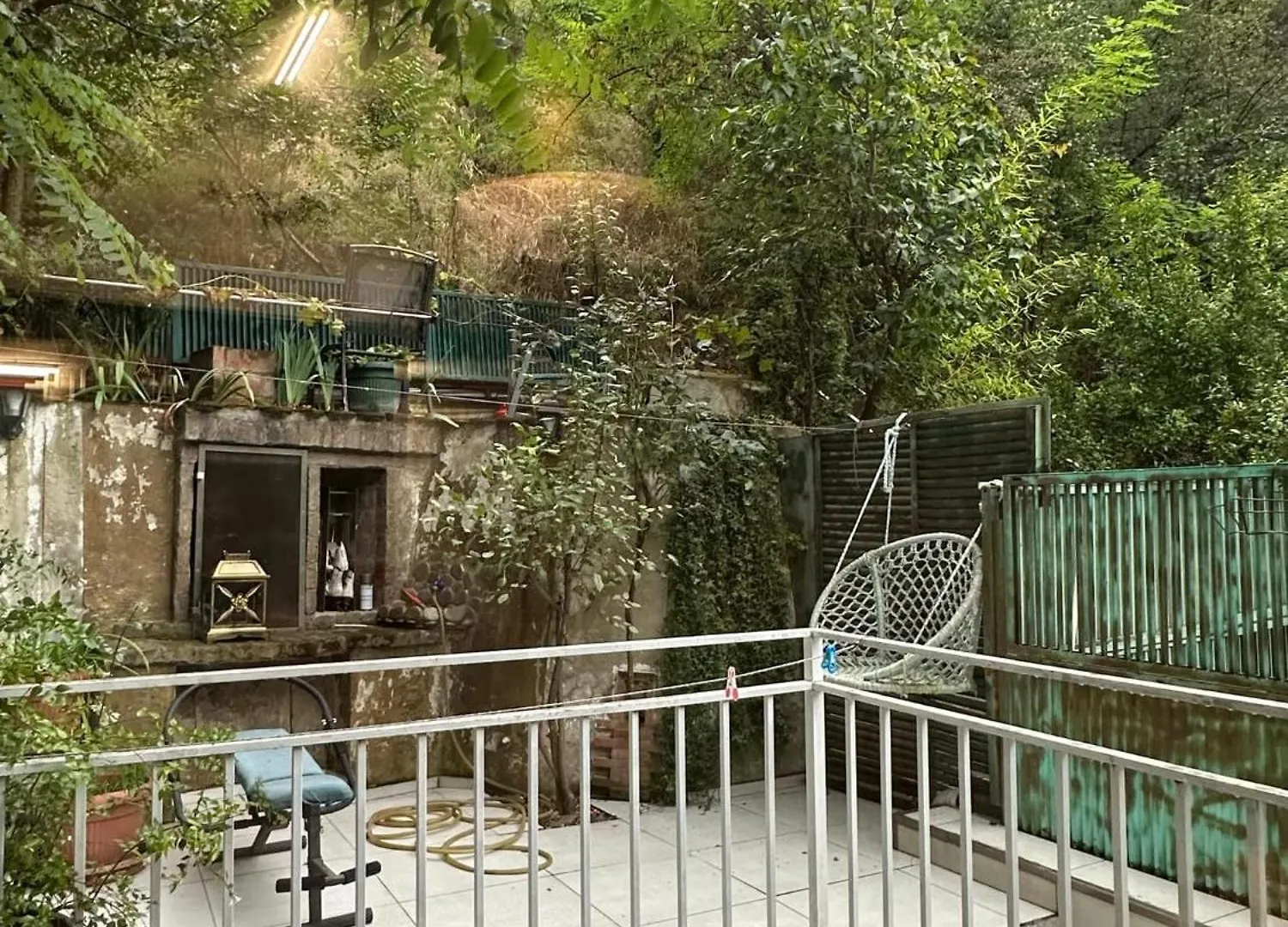 Magical Forest House In The Center Of Old City Tbilisi 0*,