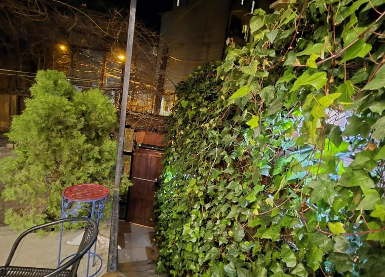 Magical Forest House In The Center Of Old City ティビリシ 0*,